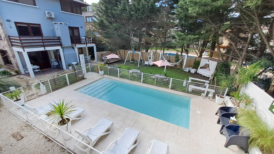 Apart Nereidas :: Mar de las Pampas Apart Nereidas en Mar de las Pampas, con piscina y cerca de todo (Playa, Centro Comercial, Paseos, etc.)