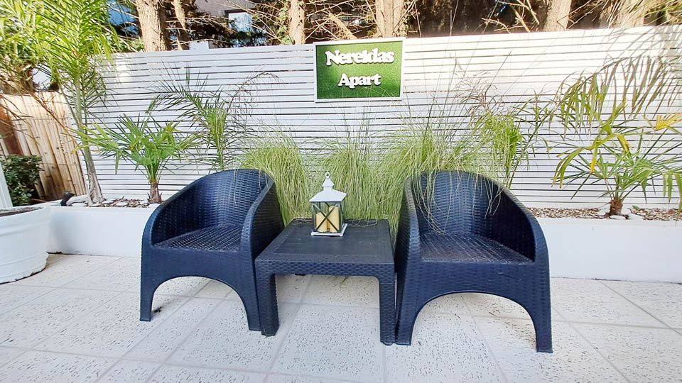 Apart Nereidas :: Mar de las Pampas Apart Nereidas en Mar de las Pampas, con piscina y cerca de todo (Playa, Centro Comercial, Paseos, etc.)